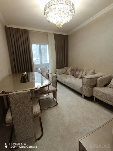 Satılır 2 otaqlı köhnə tikili 65 m², Yeni Yasamal q., photo 1 from 24