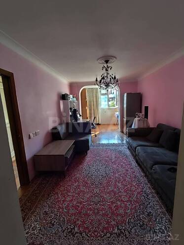 Продаётся 3-комн. вторичка 72 м², м. Элмляр Академиясы, photo 3 from 7