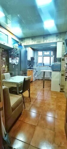 Продаётся 2-комн. вторичка 55 м², м. Нефтчиляр, photo 7 from 12