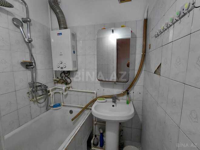 Satılır 2 otaqlı köhnə tikili 62 m², İnşaatçılar m., photo 16 from 28