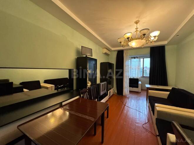 Satılır 2 otaqlı köhnə tikili 62 m², İnşaatçılar m., photo 3 from 28