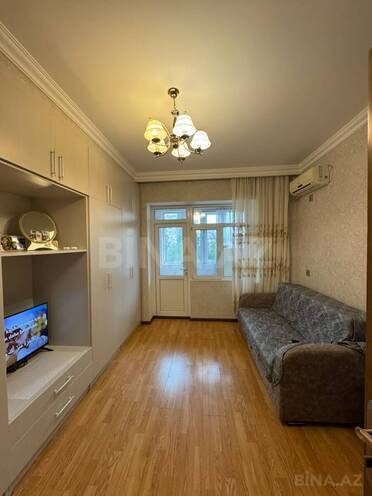 Satılır 2 otaqlı köhnə tikili 62 m², İnşaatçılar m., photo 10 from 28