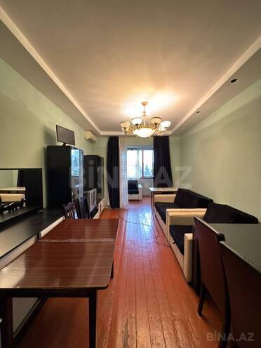 Satılır 2 otaqlı köhnə tikili 62 m², İnşaatçılar m., photo 4 from 28