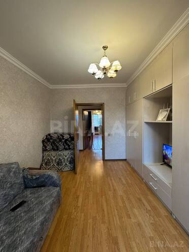 Satılır 2 otaqlı köhnə tikili 62 m², İnşaatçılar m., photo 13 from 28