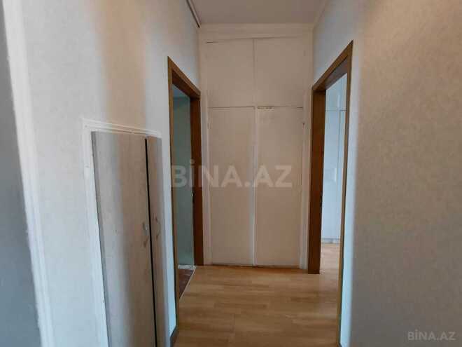 Satılır 2 otaqlı köhnə tikili 62 m², İnşaatçılar m., photo 14 from 28