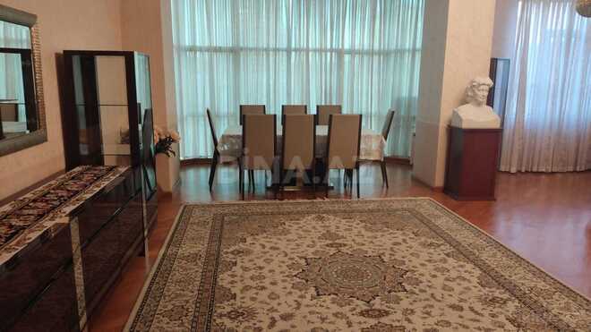 İcarəyə verilir 3 otaqlı yeni tikili 145 m², 28 May m., photo 1 from 23