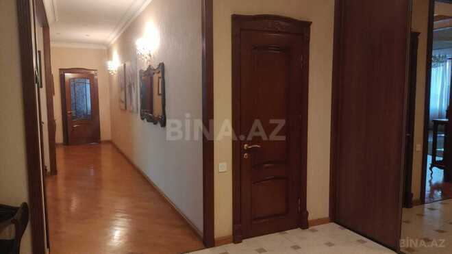 İcarəyə verilir 3 otaqlı yeni tikili 145 m², 28 May m., photo 21 from 23