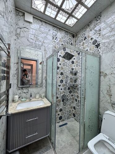 Продаётся 3-комн. вторичка 95 м², м. Элмляр Академиясы, photo 13 from 24