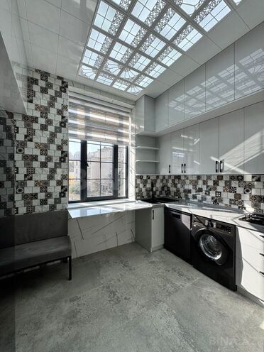 Продаётся 3-комн. вторичка 95 м², м. Элмляр Академиясы, photo 8 from 24
