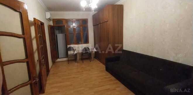 Satılır 3 otaqlı köhnə tikili 56 m², Memar Əcəmi m., photo 1 from 8