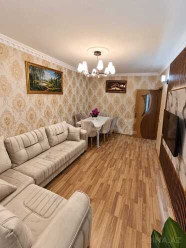 Продаётся 2-комн. вторичка 55 м², м. Халглар Достлугу, photo 1 from 10