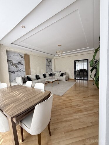 Продаётся 3-комн. новостройка 130 м², м. Кара Караев, photo 3 from 9