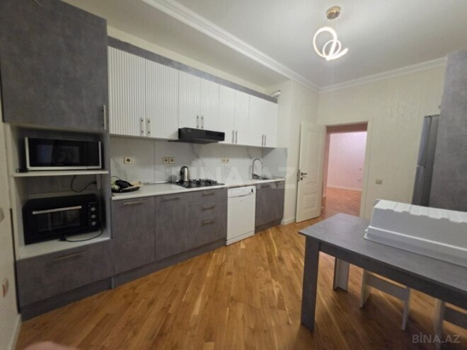 İcarəyə verilir 3 otaqlı yeni tikili 130 m², Gənclik m., photo 7 from 12