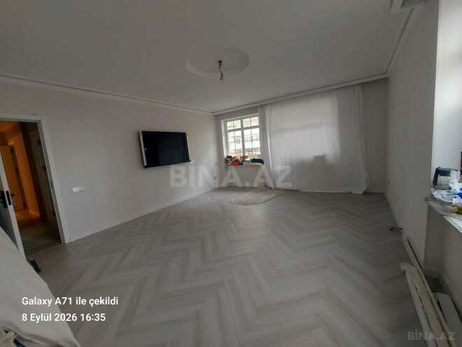 Продаётся 3-комн. вторичка 100 м², м. 8 ноября, photo 1 from 13