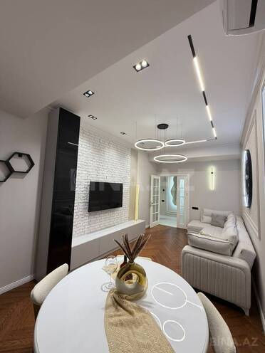 Продаётся 2-комн. новостройка 76 м², м. Элмляр Академиясы, photo 6 from 13