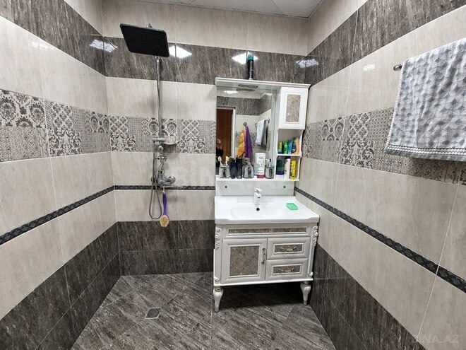 Продается 3-комн. вторичка 85 м², м. Кара Караев, photo 8 from 14