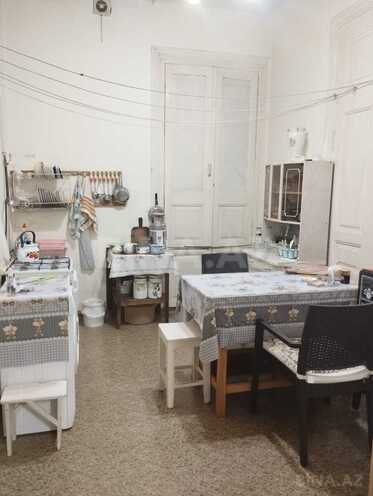 Satılır 2 otaqlı köhnə tikili 60 m², Nizami m., photo 6 from 9