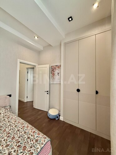 Сдается 3-комн. новостройка 130 м², м. Низами, photo 22 from 31