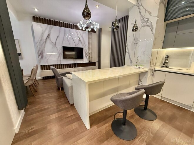 Сдается 3-комн. новостройка 130 м², м. Низами, photo 9 from 31