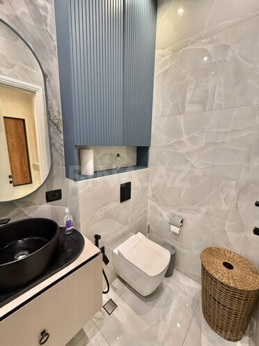 Сдается 3-комн. новостройка 130 м², м. Низами, photo 26 from 31