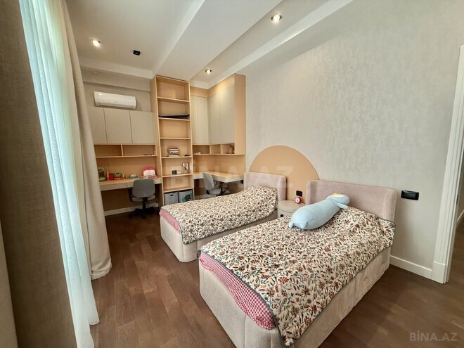 Сдается 3-комн. новостройка 130 м², м. Низами, photo 19 from 31
