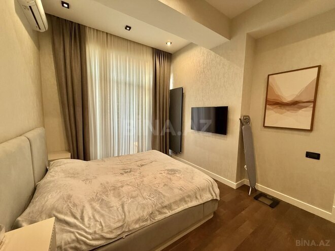 Сдается 3-комн. новостройка 130 м², м. Низами, photo 15 from 31