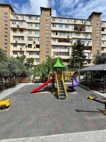 Satılır 2 otaqlı köhnə tikili 50 m², İnşaatçılar m., photo 14 from 17
