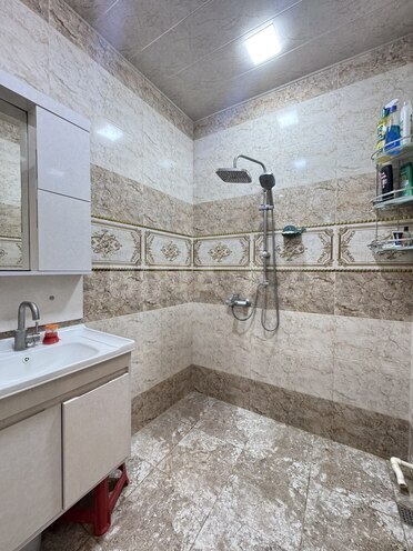 Satılır 3 otaqlı köhnə tikili 70 m², Hövsan q., photo 13 from 21