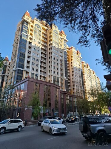 İcarəyə verilir 3 otaqlı yeni tikili 120 m², 28 May m., photo 17 from 20