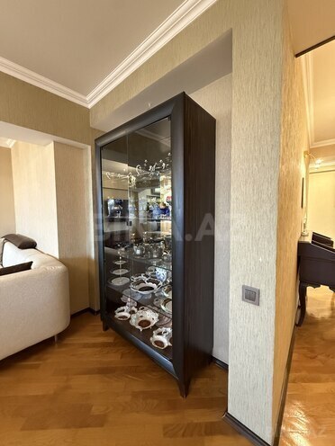 Satılır 5 otaqlı köhnə tikili 190 m², Nəsimi r., photo 10 from 32