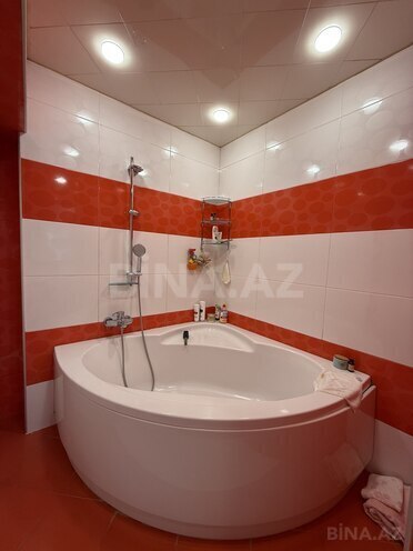 Satılır 5 otaqlı köhnə tikili 190 m², Nəsimi r., photo 15 from 32