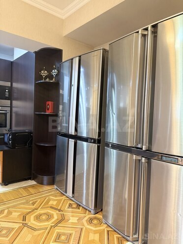 Satılır 5 otaqlı köhnə tikili 190 m², Nəsimi r., photo 17 from 32