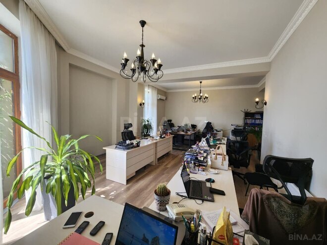 Сдаётся 3-комн. офис 140 м², Хатаинский р., photo 4 from 18
