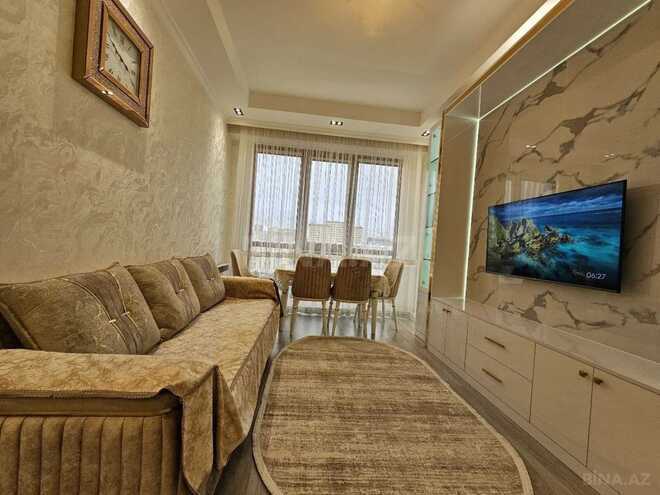 Сдаётся 2-комн. новостройка 71 м², м. Иншаатчылар, photo 1 from 14