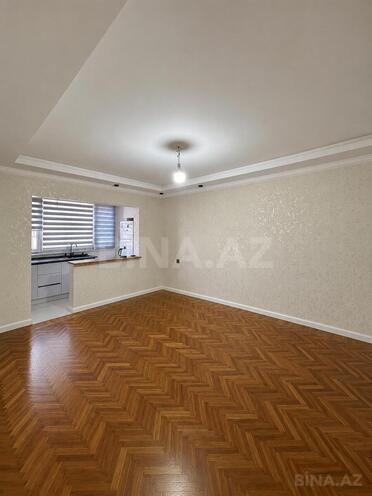 Продаётся 4-комн. вторичка 83 м², пос. Бакиханова, photo 1 from 14