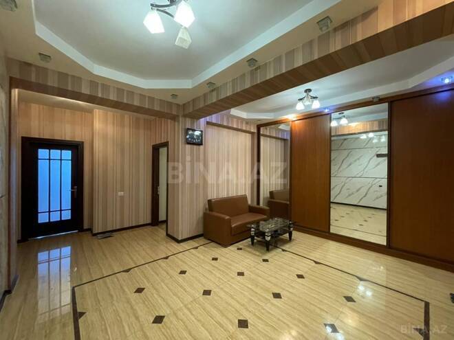 İcarəyə verilir 3 otaqlı yeni tikili 145 m², 28 May m., photo 16 from 18