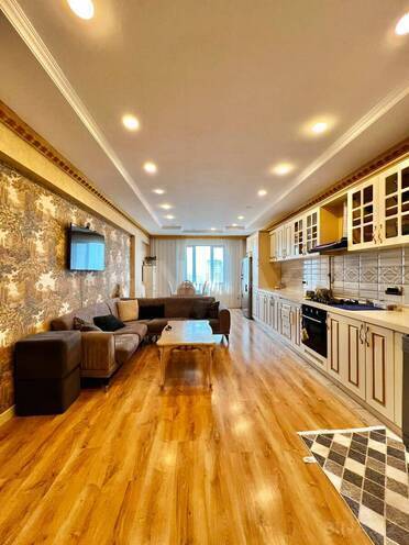 Сдаётся 5-комн. новостройка 263 м², м. Ахмедлы, photo 7 from 19