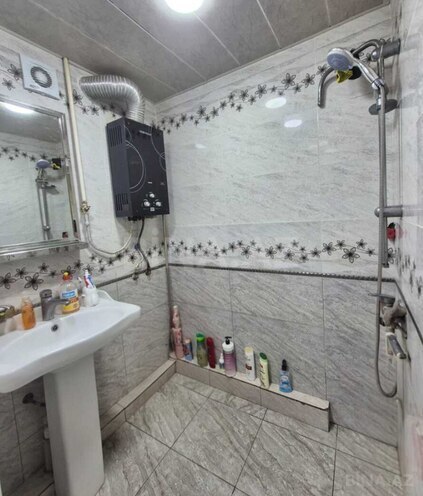 Продаётся 2-комн. вторичка 55 м², м. Элмляр Академиясы, photo 19 from 21