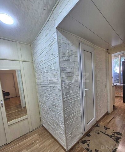 Продаётся 2-комн. вторичка 55 м², м. Элмляр Академиясы, photo 17 from 21