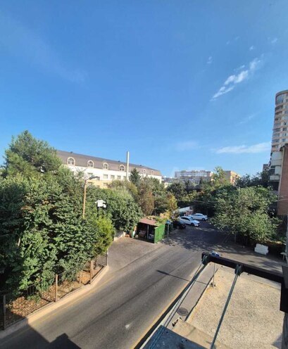 Продаётся 2-комн. вторичка 55 м², м. Элмляр Академиясы, photo 9 from 21