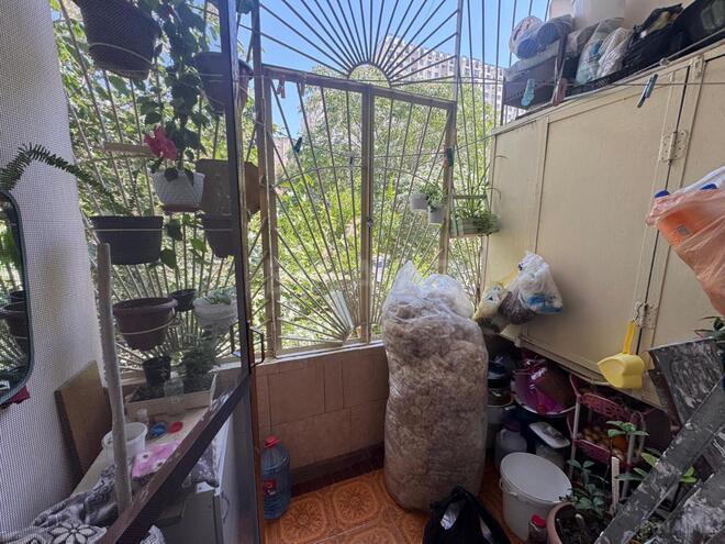 Satılır 2 otaqlı köhnə tikili 38 m², Qara Qarayev m., photo 7 from 9