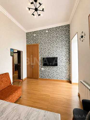 Satılır 3 otaqlı köhnə tikili 120 m², 28 May m., photo 6 from 17
