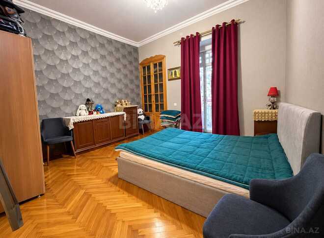 Satılır 3 otaqlı köhnə tikili 120 m², 28 May m., photo 9 from 17