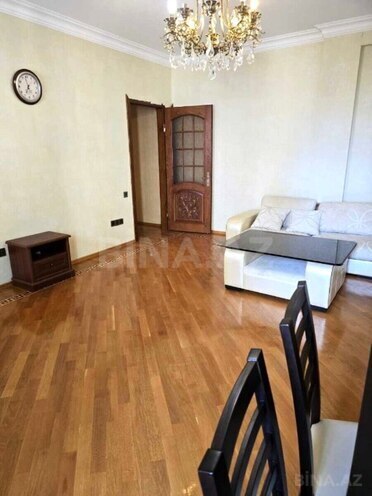 Продаётся 3-комн. новостройка 130 м², м. Низами, photo 4 from 9