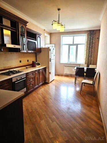 Продаётся 3-комн. новостройка 130 м², м. Низами, photo 7 from 9