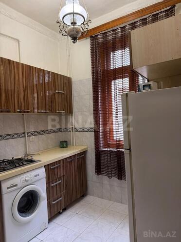 Сдаётся 3-комн. вторичка 80 м², м. Элмляр Академиясы, photo 12 from 15