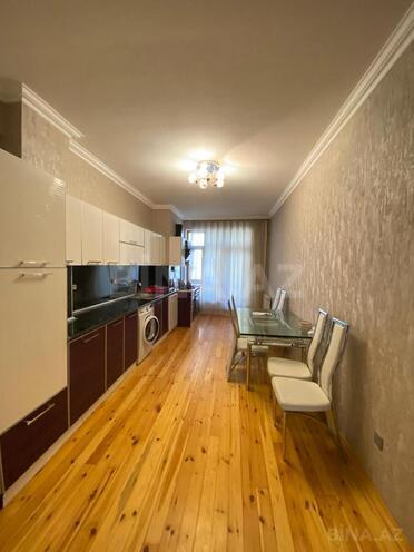 İcarəyə verilir 4 otaqlı yeni tikili 200 m², İnşaatçılar m., photo 8 from 25