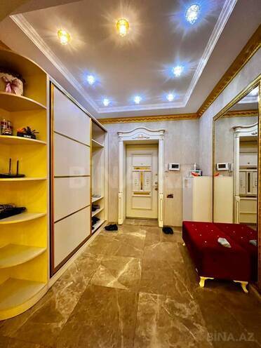 Продаётся 5-комн. новостройка 263 м², м. Ахмедлы, photo 1 from 19