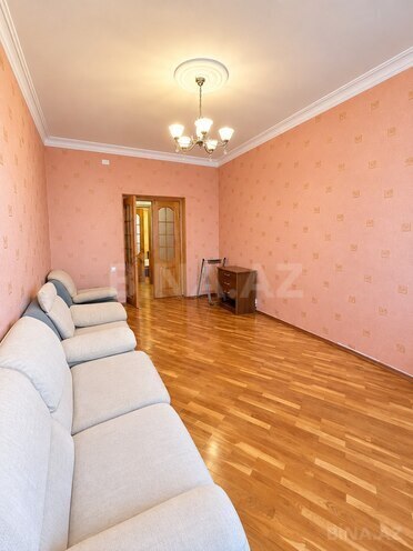 Сдаётся 3-комн. вторичка 80 м², м. Сахил, photo 3 from 10