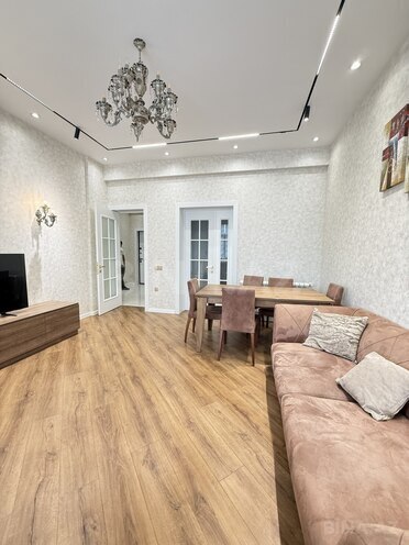 Сдаётся 2-комн. новостройка 75 м², м. 28 мая, photo 3 from 18